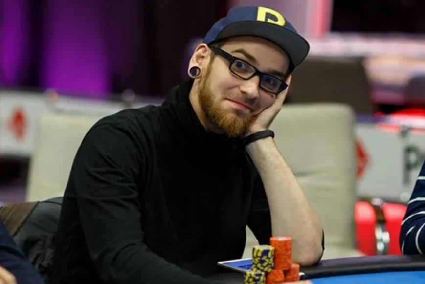 Апстрик в ClubGG на $20,000, Дудь на работе и разбитое окно в авто Иманта — лучшее за октябрь из блогов игроков 3