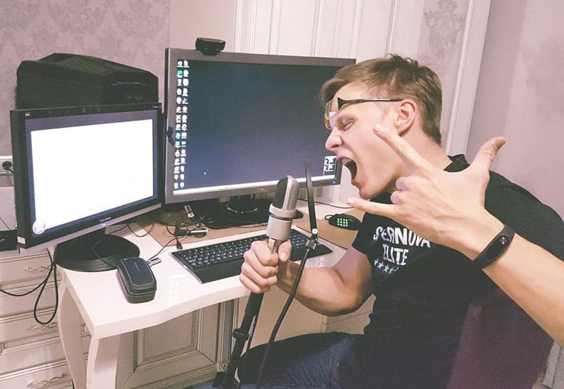Михаил inner Шаламов