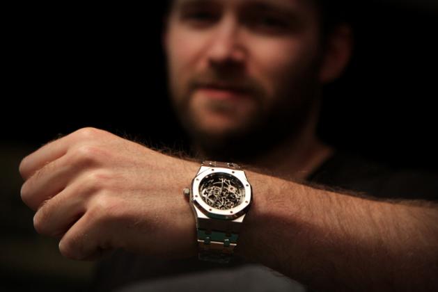 Какие часы носят успешные игроки хайстейкс? 2