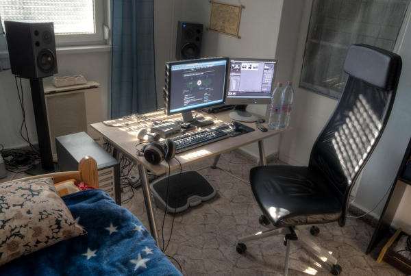 9091_796527_796528_r640